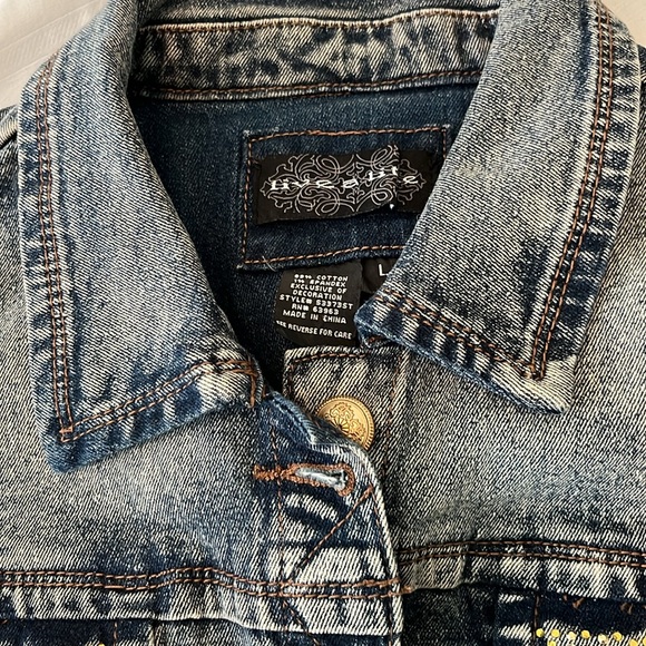 Sleeveless embellished denim vest jacket - Picture 11 of 11